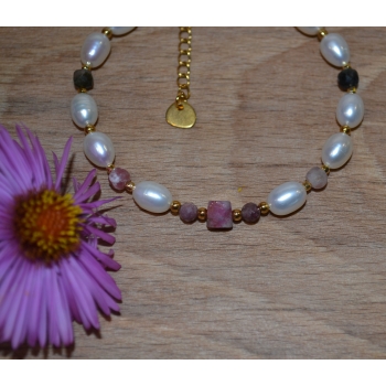 Bransoletka z pereł i kolorowego  turmalinu